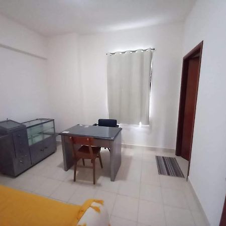 Estudio En El Centro De Asuncion Bagian luar foto
